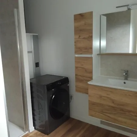Petite Maison Meublee Εξοχικό σπίτι *