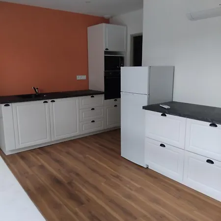 Hétvégi ház Petite Maison Meublee